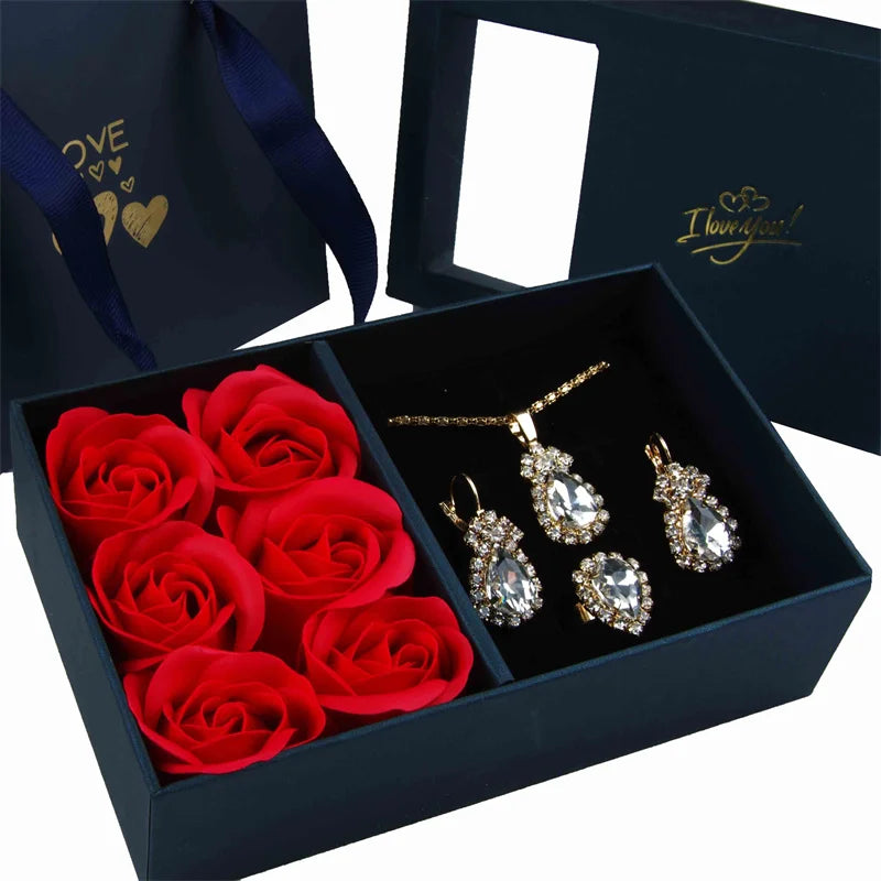 Necklace Earrings Jewelry Suit Four Leaf Clover Jewlery for Party Wedding Eternal Life Flower Gift Box