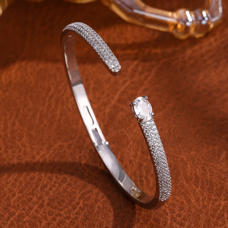 Luxury Geometry Gold Color Cuff Bangles for Women Fashion Cubic Zirconia Bracelets INS Party Everyday Jewlery.