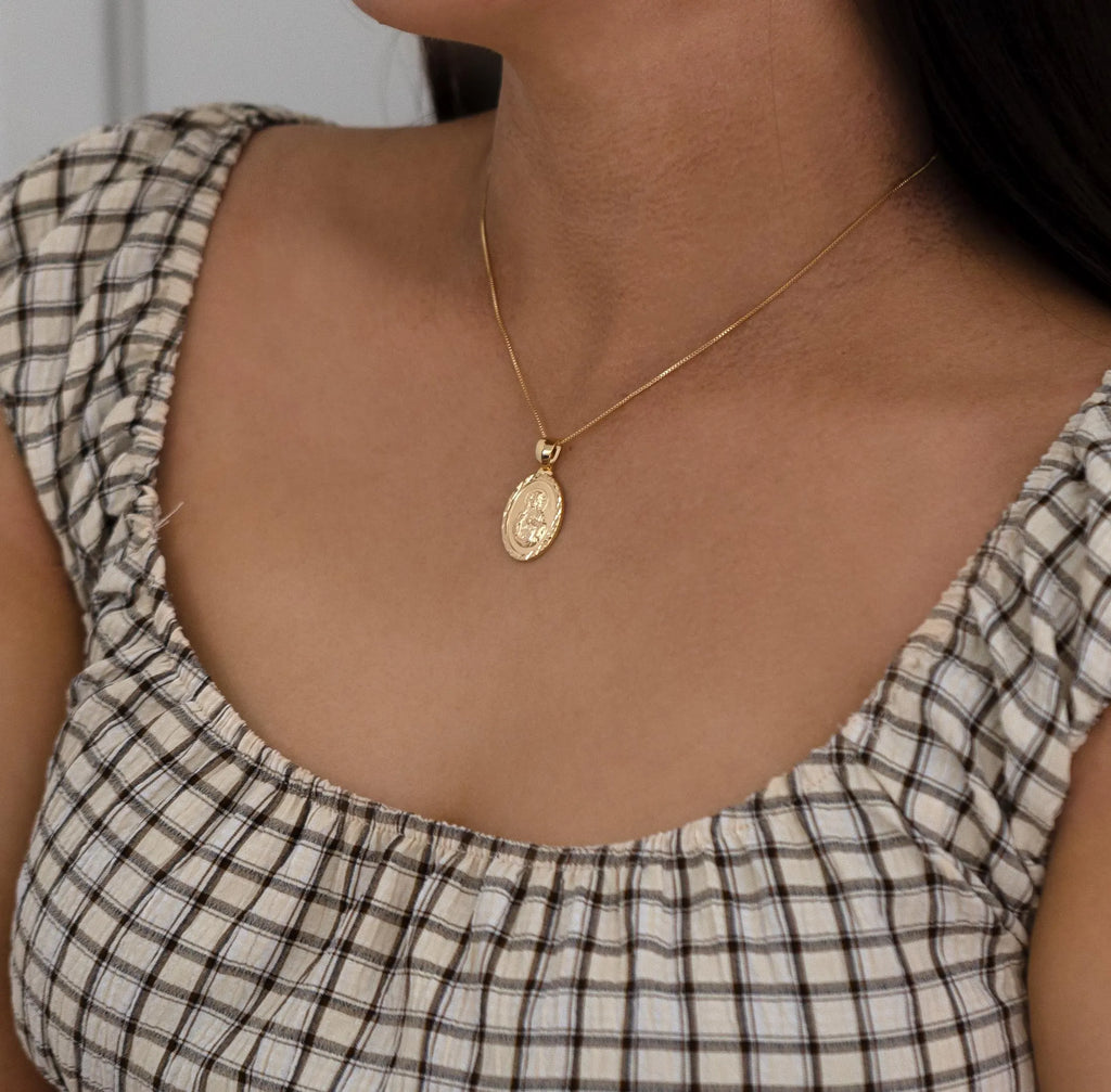 18K Gold Filled Sacred Heart of Jesus Medallion Pendant Necklace Religious Medal Gift Jewelry