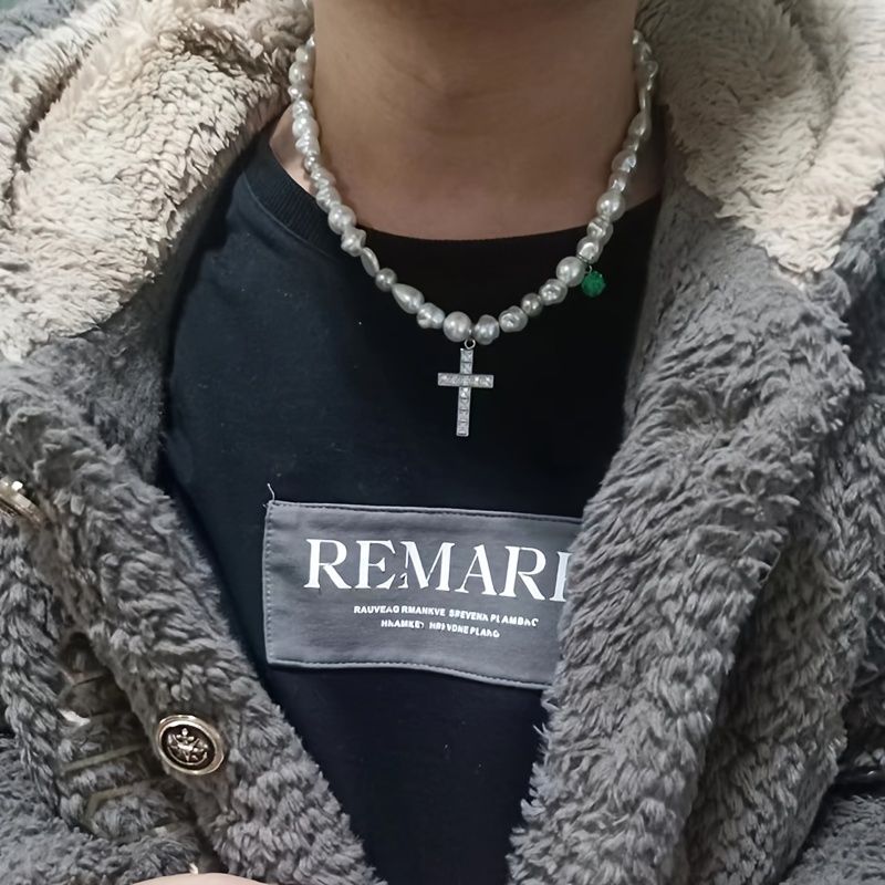 564785281