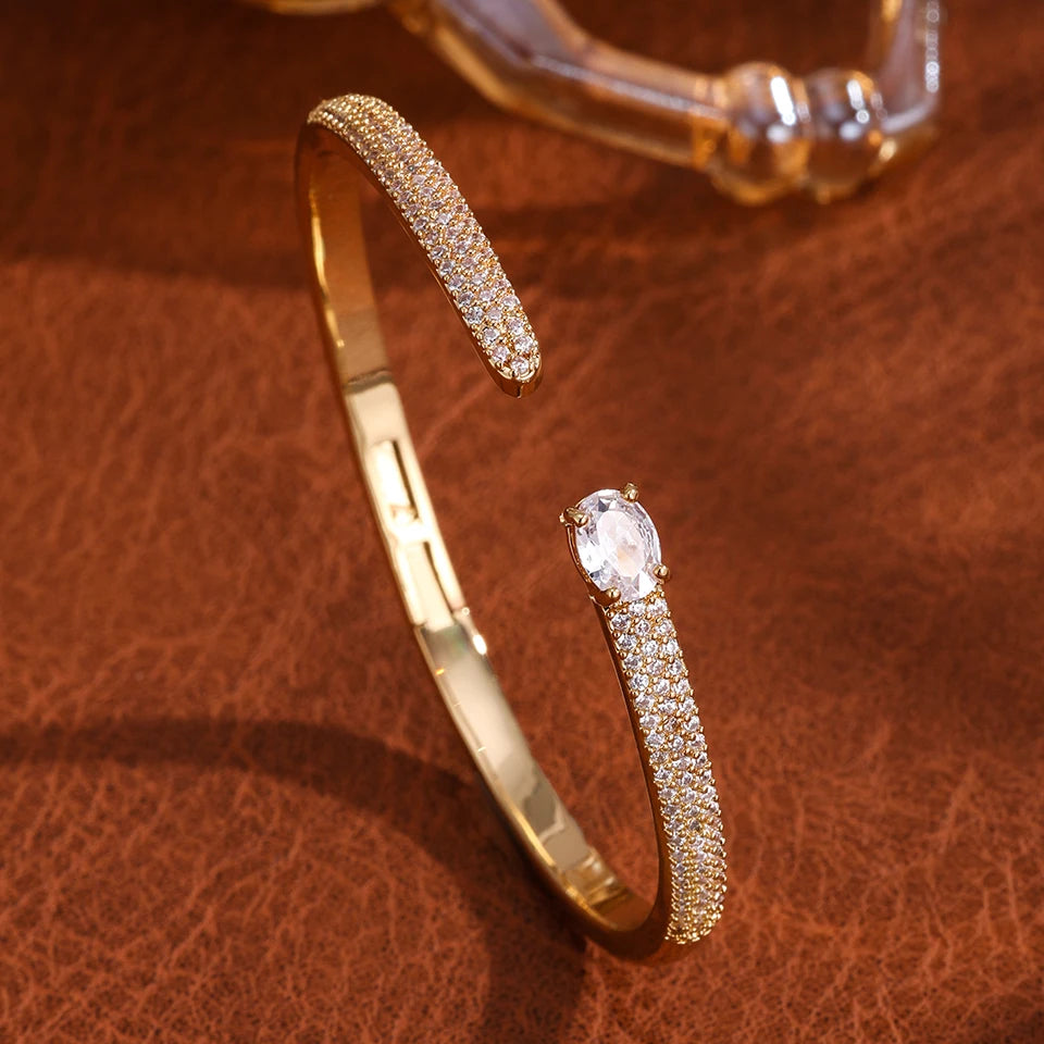 Luxury Geometry Gold Color Cuff Bangles for Women Fashion Cubic Zirconia Bracelets INS Party Everyday Jewlery.