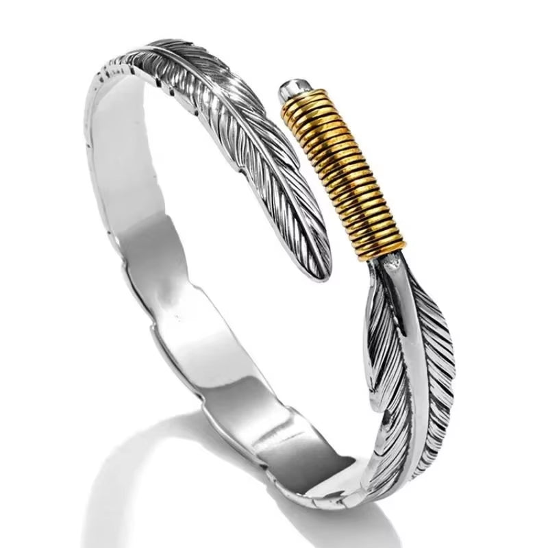 Retro Punk Koi Fish Engraved Pattern Bracelet Suitable for Men and Women Good Luck Trendy Open Bracelet Jewelry Gift