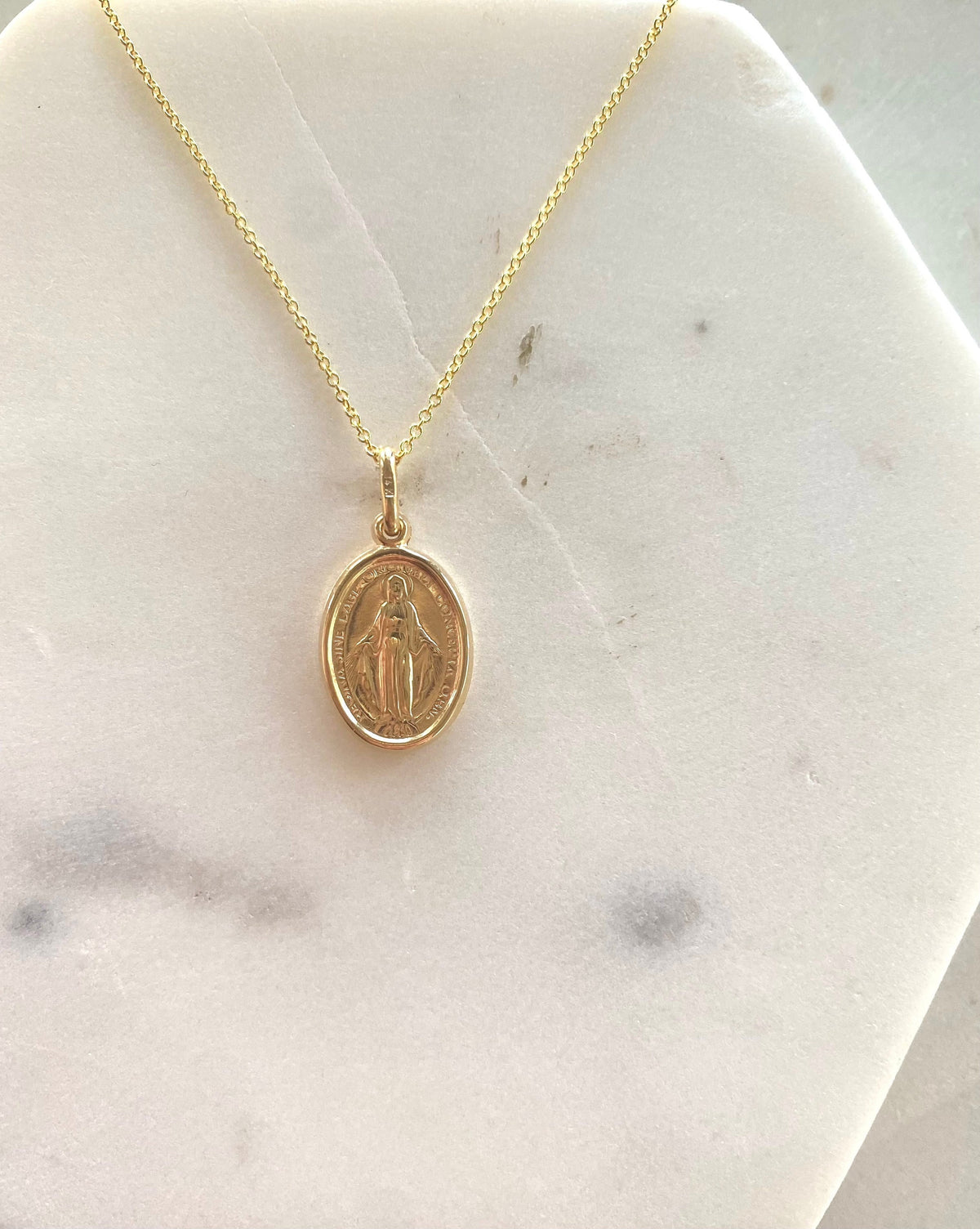 14K Gold Virgin Mary Oval Pendant Necklace, Religious Jewelry